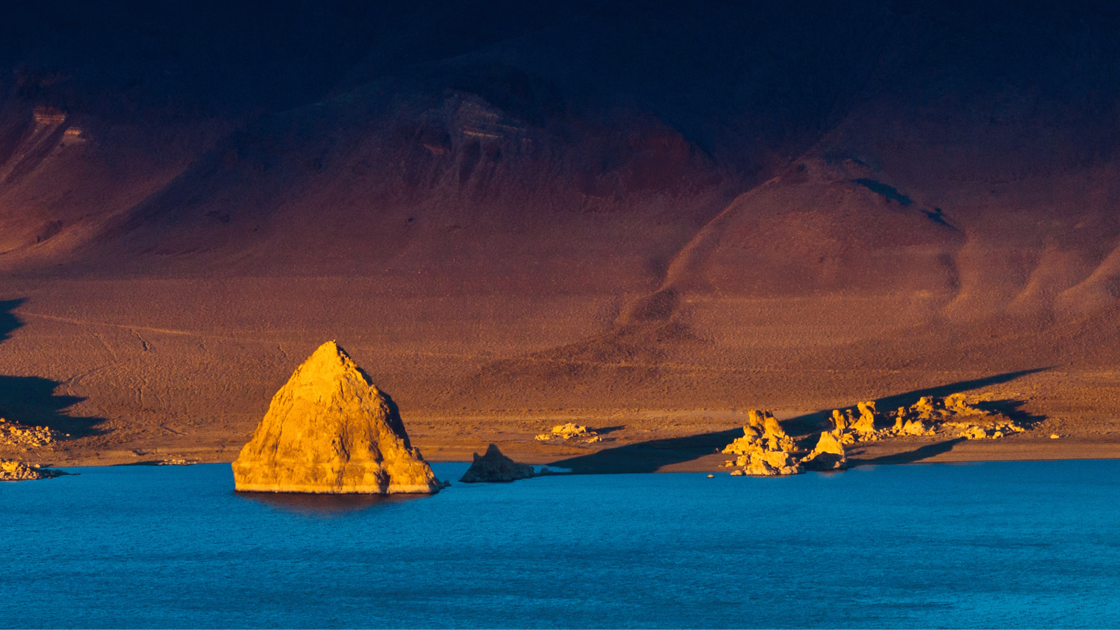 Pyramid Lake Fernley Nevada (1)