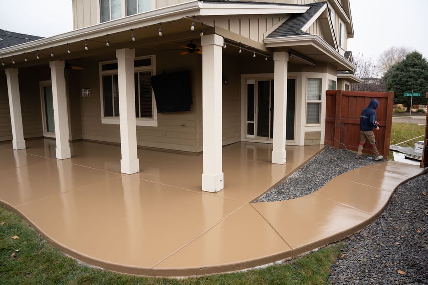 Roe Painting back patio concrete coating project 
